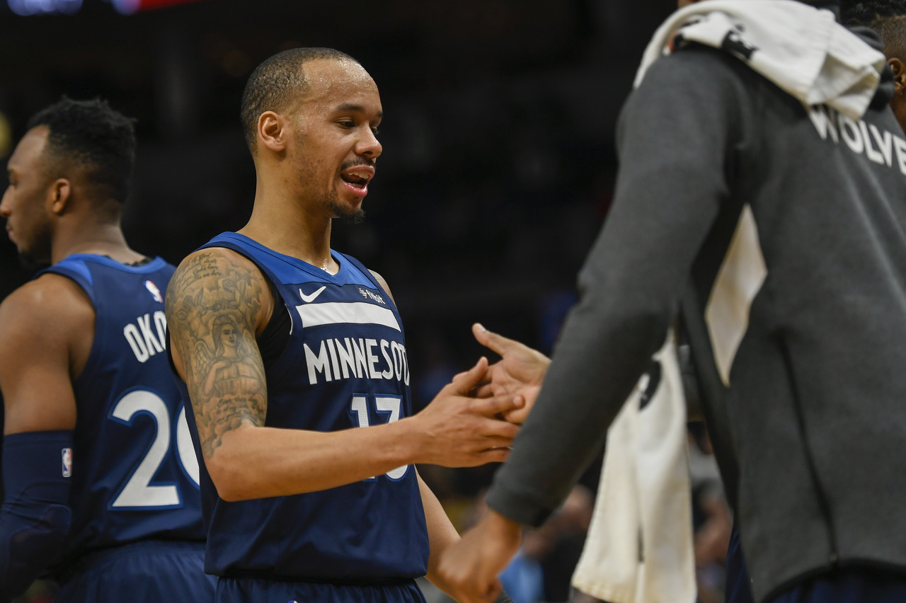 博主：亚马尔和尼科一样受伤病困扰，但巴萨不懂西班牙为何区别对待（博主：亚马尔与尼科同样遭伤病困扰，巴萨质疑西班牙队为何双重标准）