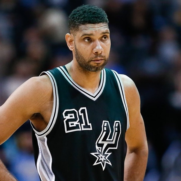 法兰克福官方：巴舒亚伊足部中骨骨折，已顺利接受手术（法兰克福官宣：巴舒亚伊足部中足骨骨折，手术已顺利完成）