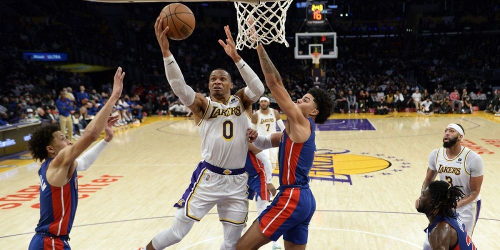 齐沃：老队员很好地接纳了年轻人；我们清楚弗拉泰西的重要性（齐沃：老将充分接纳新秀，我们深知弗拉泰西的关键作用）