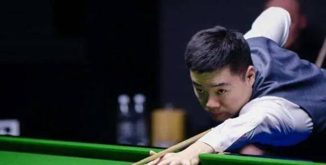 氛异常热烈 氛异常热烈